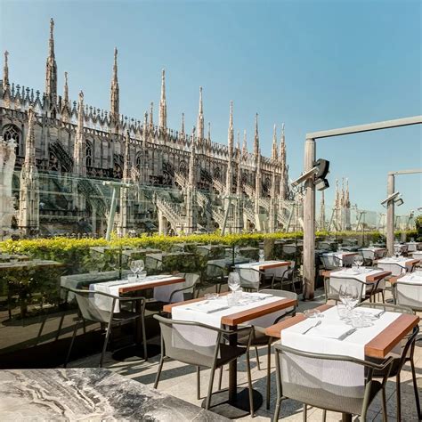 rooftop bar near duomo milan.